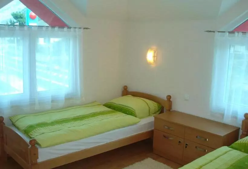 پانسیون Villa Vežić