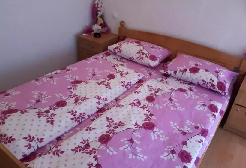 پانسیون Villa Vežić