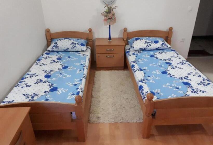 پانسیون Villa Vežić