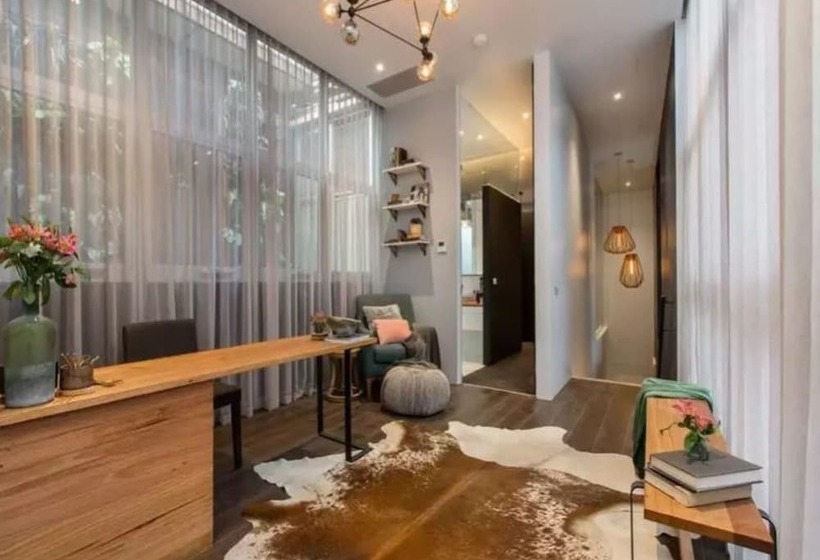 Readyset Apartments At Glasshouse