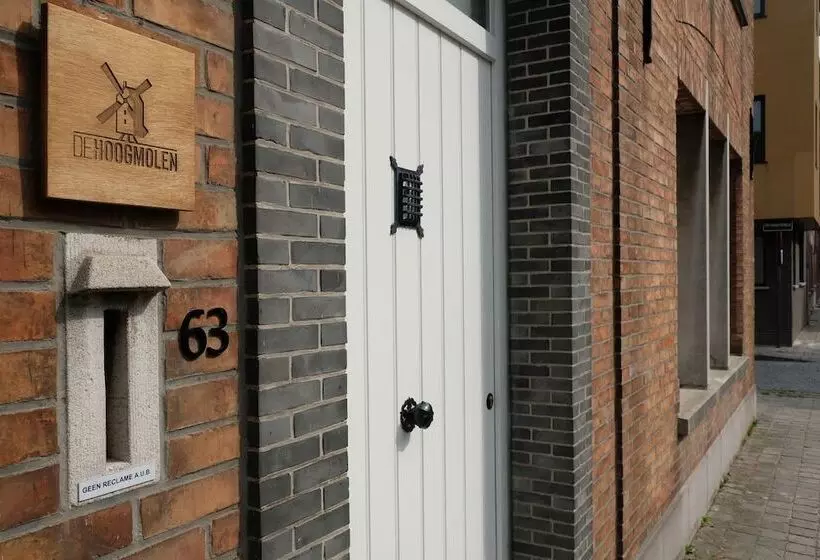 ベッドアンドブレックファースト De Hoogmolen   3 Mins From The City Centre