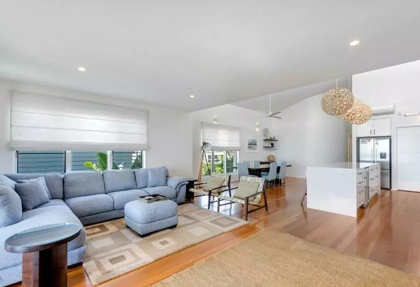 Costa Del Sol   Beachfront Lennox Head