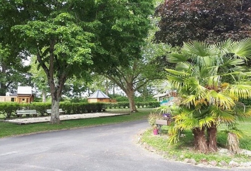 Отель Camping De La Tête Noire