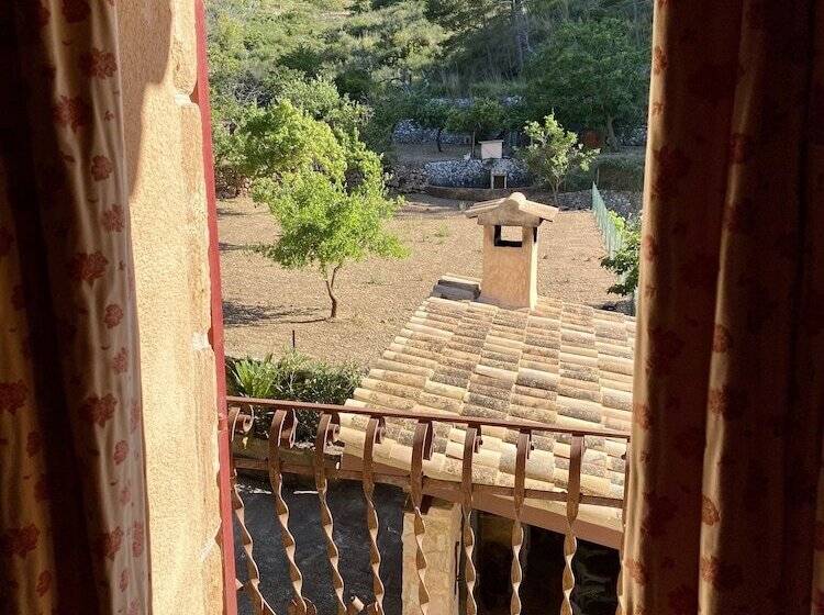 بنسيون Finca Ses Fontanelles