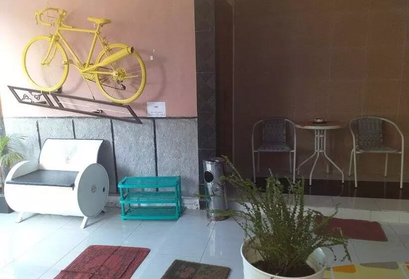 Majatalo Kenangan Guest House