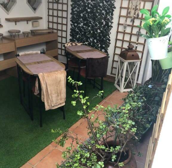 پانسیون Merry S House