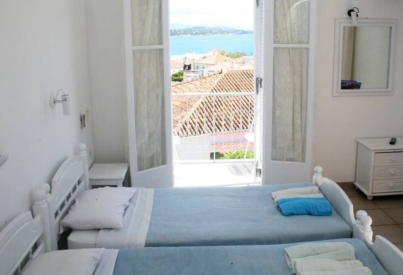 بنسيون Unforgettable Return To Timeless Spetses