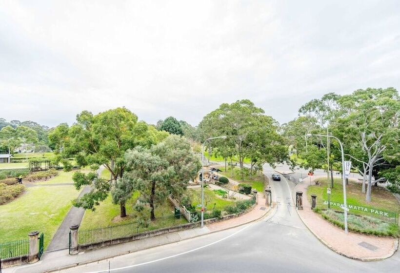 Urban Escape   Parramatta