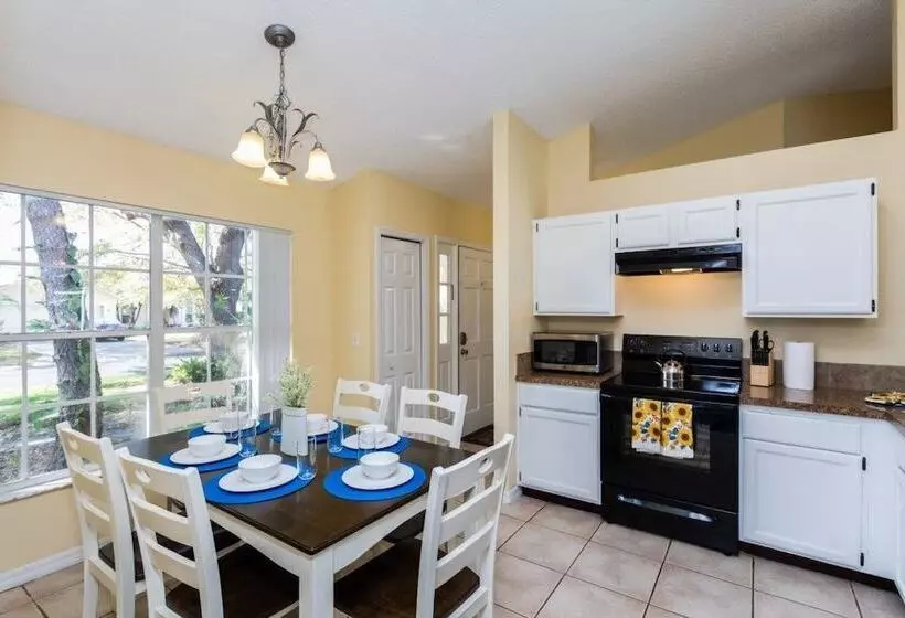 3br Pool Home In Sunridge By Shv 100