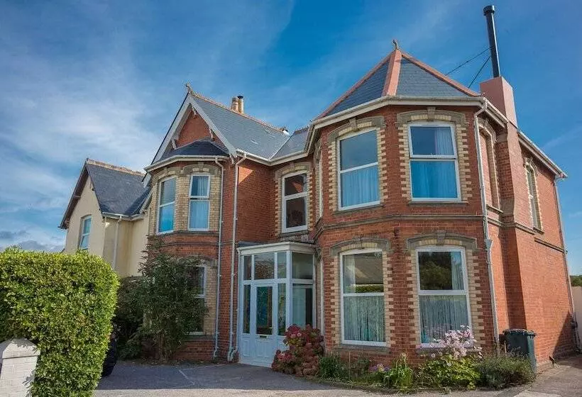 Aamiaismajoitus (B&B) Clarendon