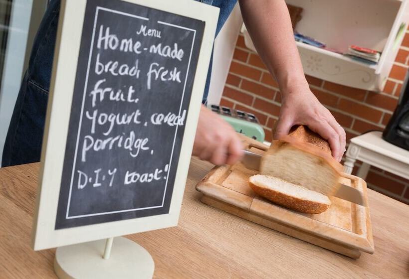 Bed and Breakfast Clarendon