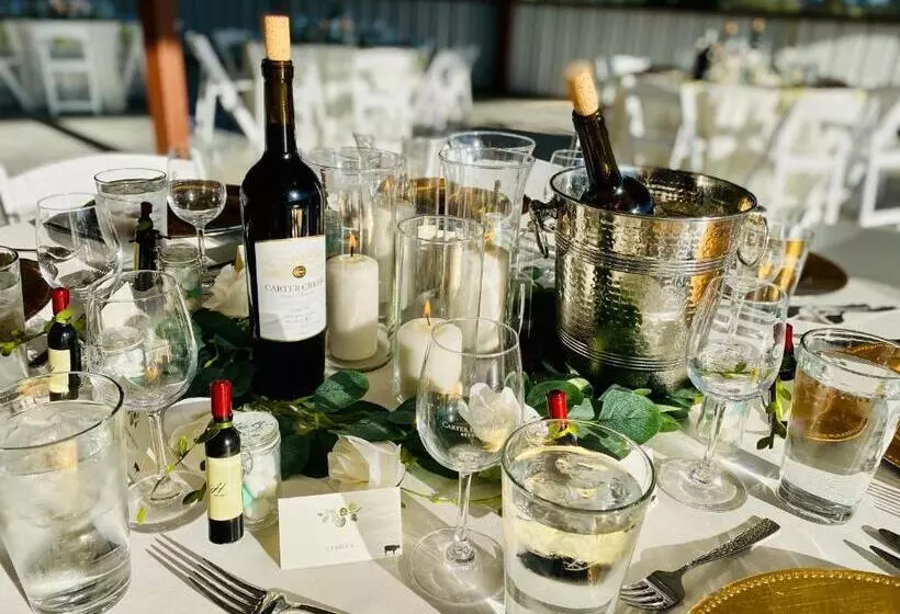 Hotelli Carter Creek Winery Resort & Spa