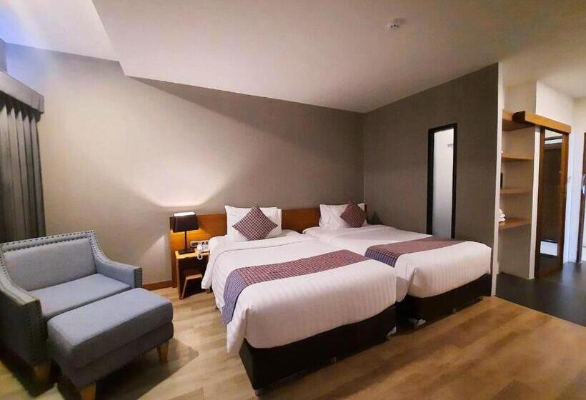 Comet Hotel Surat Thani