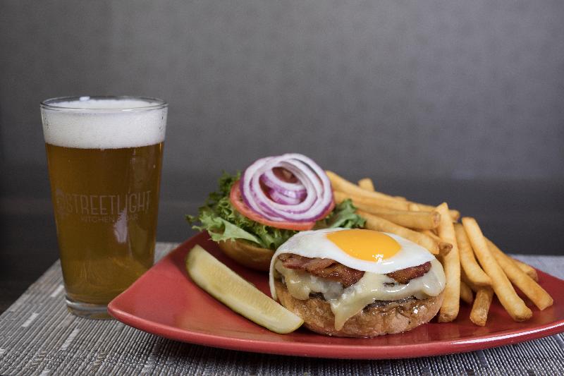 호텔 Holiday Inn & Suites Philadelphia W   Drexel Hill, An Ihg