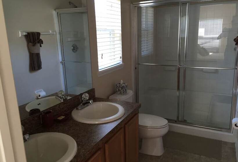 Ov3816 Sandy Ridge 5 Bed 3 Baths Villa