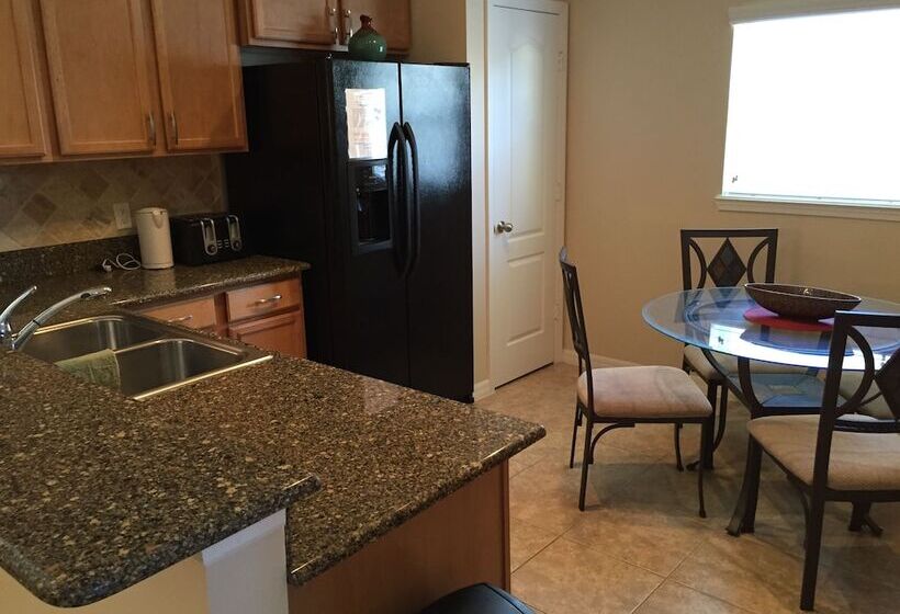 Ov3816 Sandy Ridge 5 Bed 3 Baths Villa