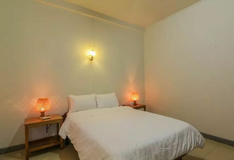 پانسیون Ella's Villa Siem Reap