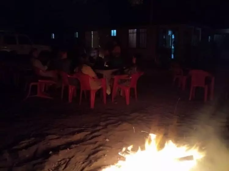 تختخواب و صبحانه Ibizza Inn