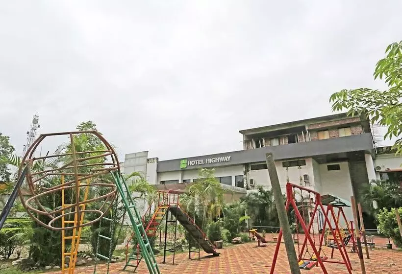 Capital O 45308 Hotel Highway
