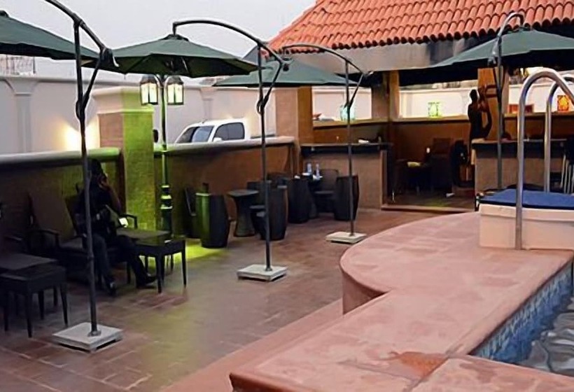 De Santos Hotel Awka