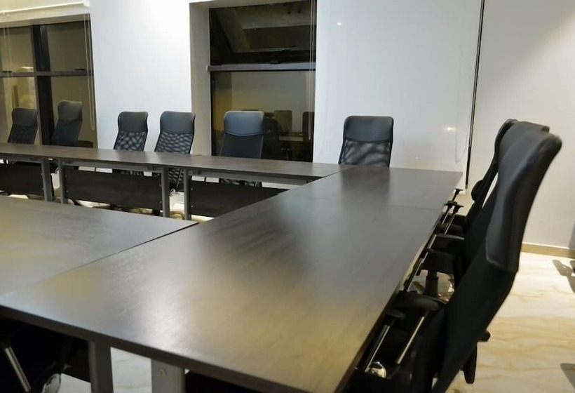 De Santos Hotel Awka