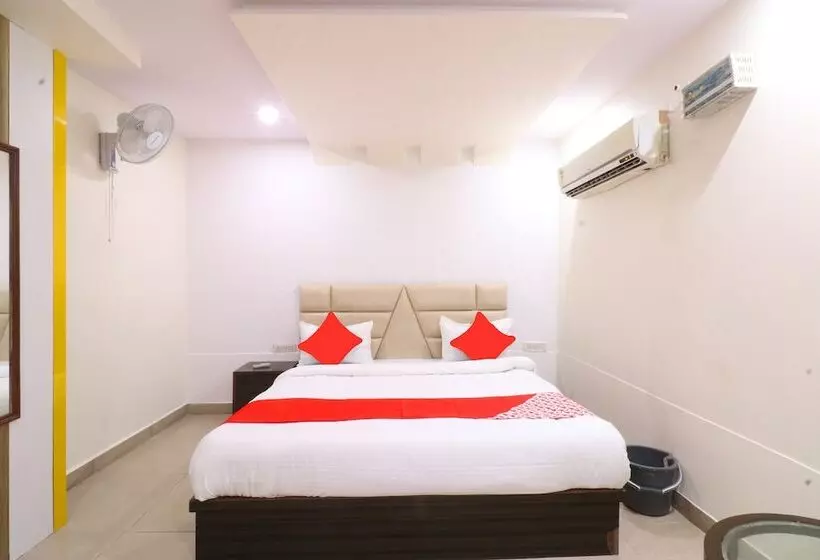 Hotelli Kirandeep By Oyo Rooms