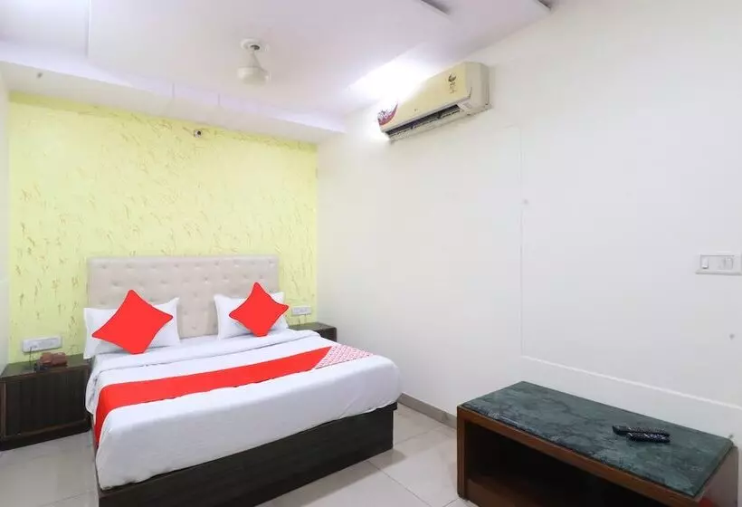 Hotelli Kirandeep By Oyo Rooms