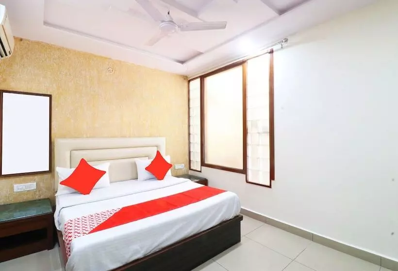 Hotelli Kirandeep By Oyo Rooms