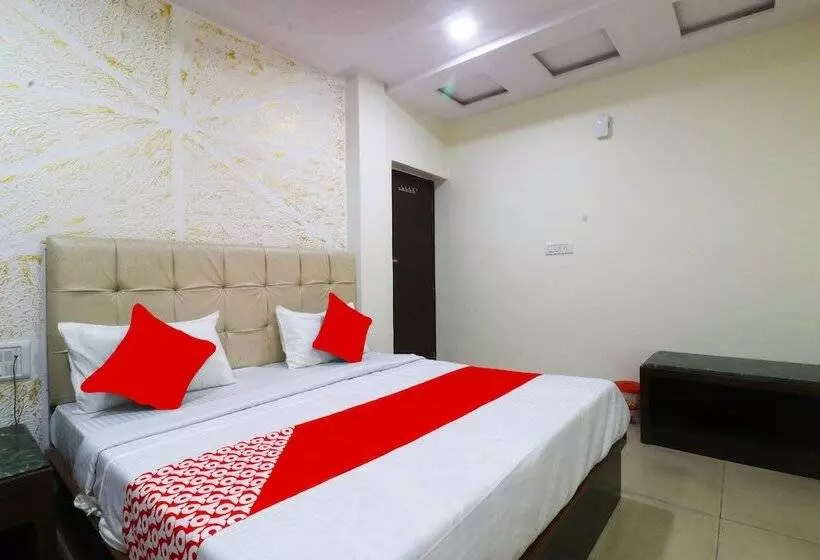 Hotelli Kirandeep By Oyo Rooms