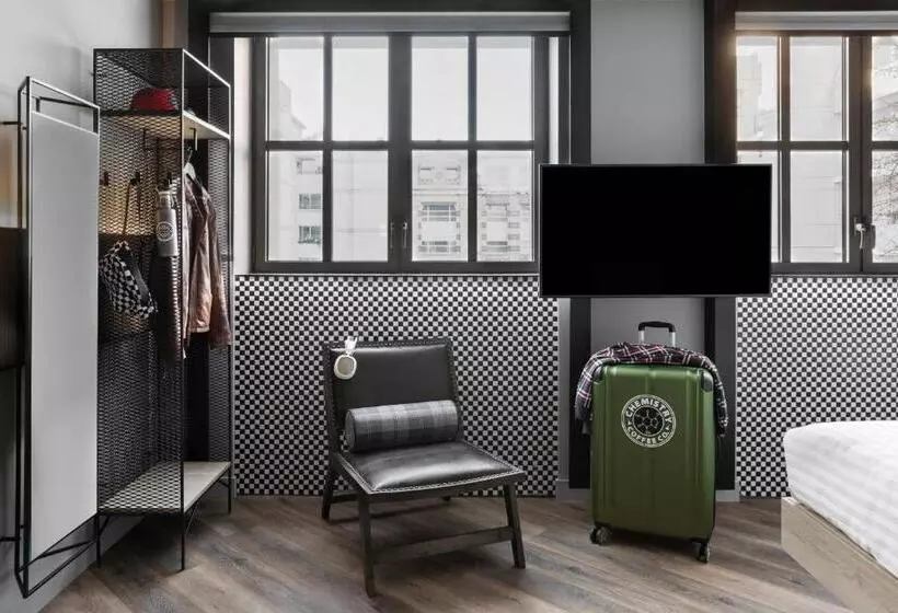 ホテル Moxy Lille City