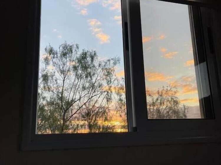 膳宿费 Lux Country Condo