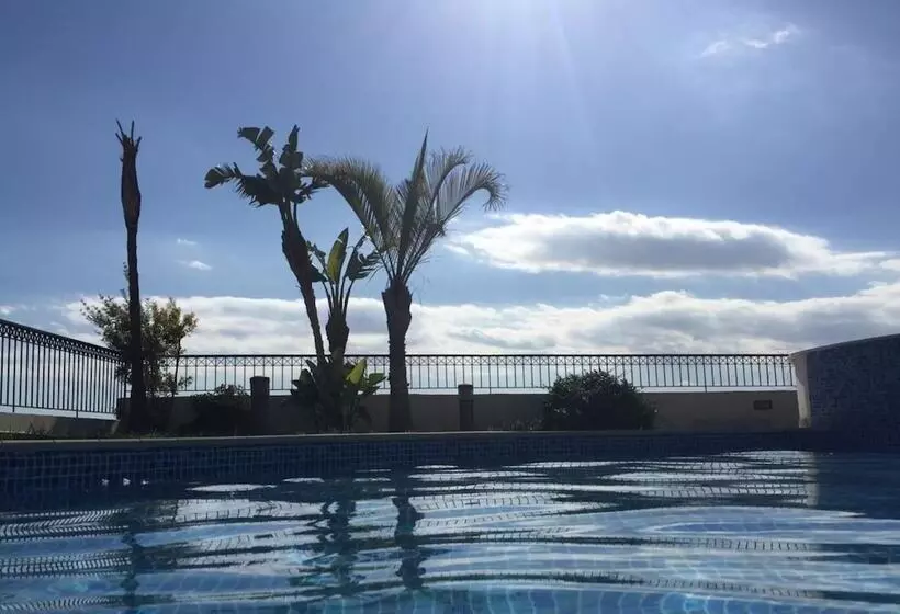 Majatalo Lux Country Condo