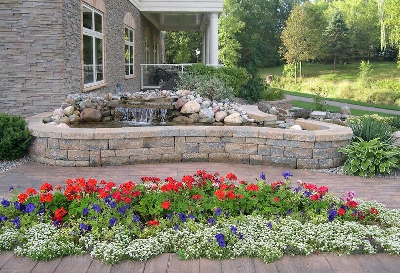 Riverwalk Place Resort & Spa