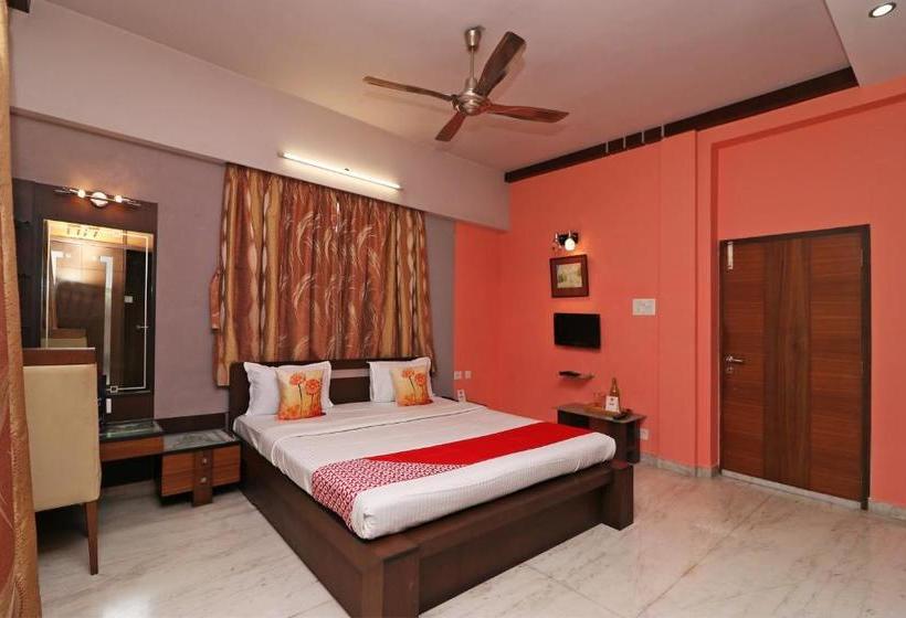 ホテル Rishta Inn By Oyo Rooms