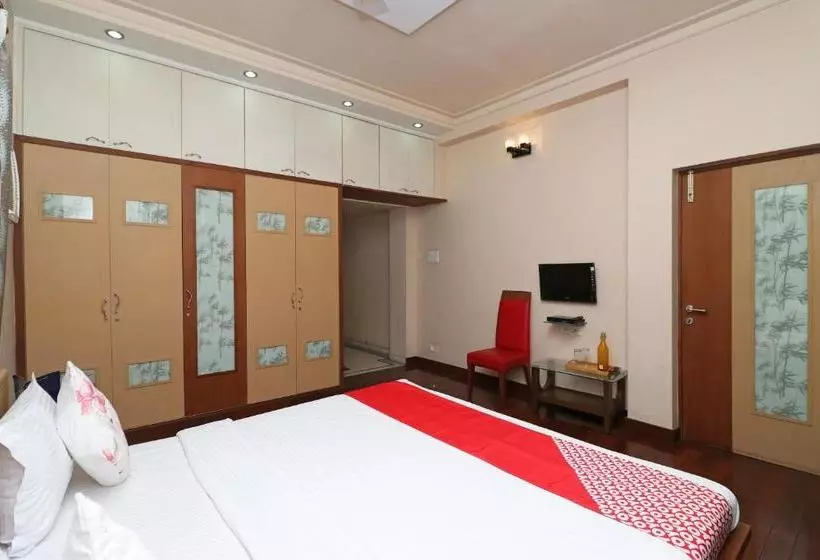 هتل Rishta Inn By Oyo Rooms