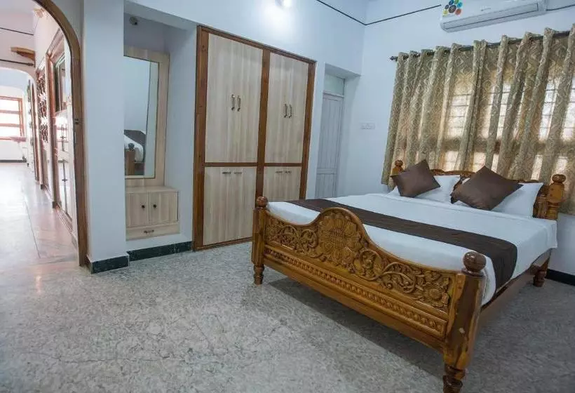 پانسیون Oyo Home 12054 Elegant 3bhk