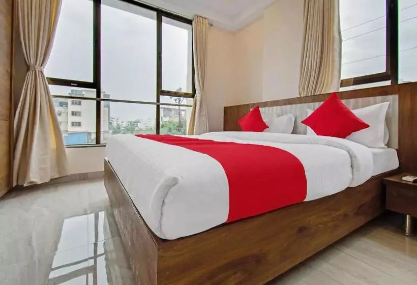 هتل Super Collection O Shirdi Formerly C Tara