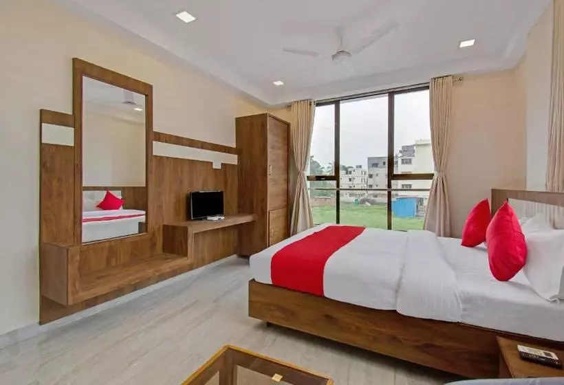 هتل Super Collection O Shirdi Formerly C Tara