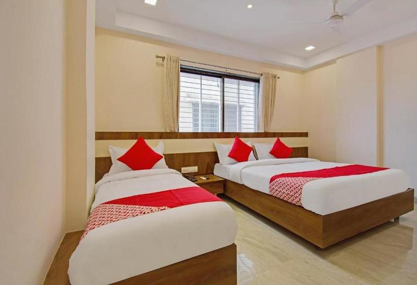 Hotell Super Collection O Shirdi Formerly C Tara