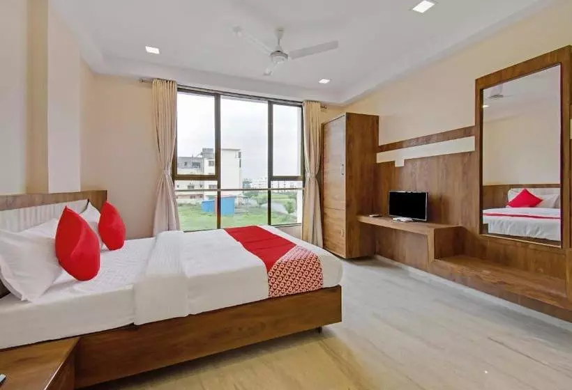 هتل Super Collection O Shirdi Formerly C Tara