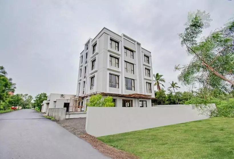 هتل Super Collection O Shirdi Formerly C Tara