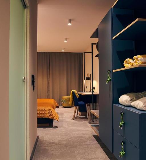 Отель Mountains