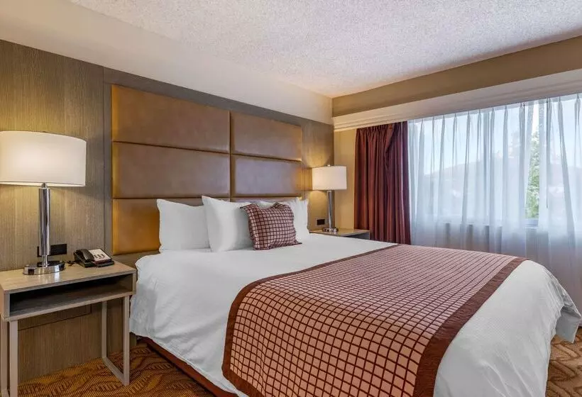 酒店 Best Western Plus Thousand Oaks Inn