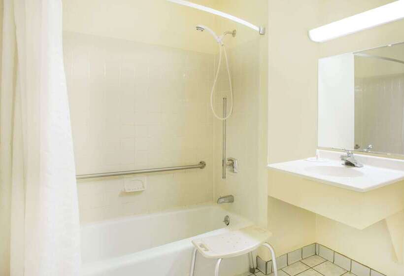 Отель Super 8 By Wyndham Lexington Va