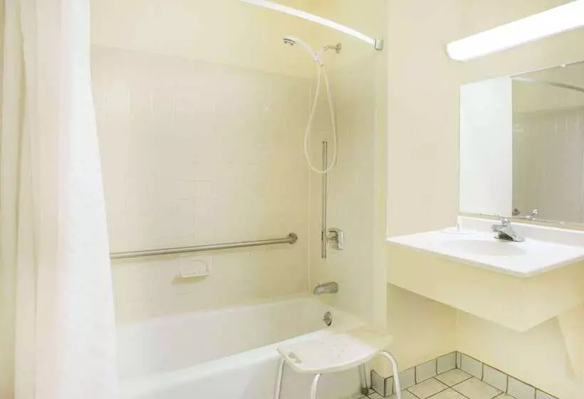 فندق Super 8 By Wyndham Lexington Va