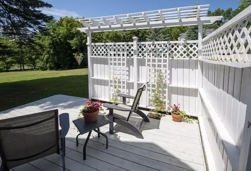 호텔 Swift House Inn