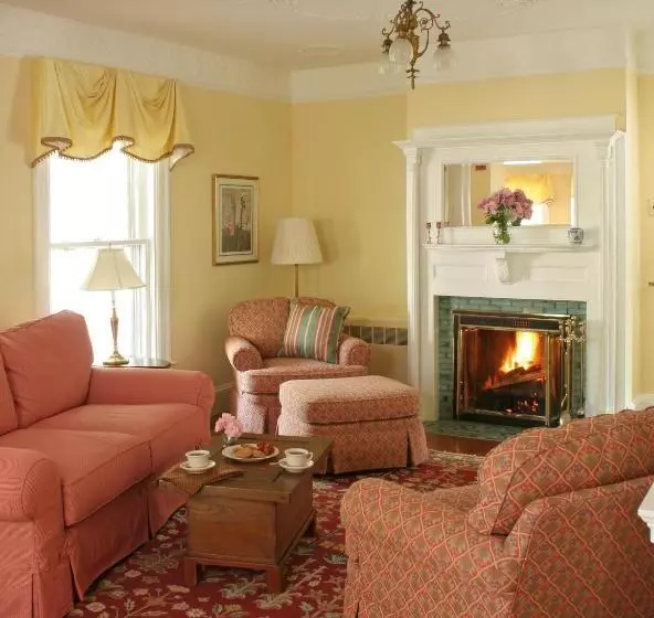 호텔 Swift House Inn