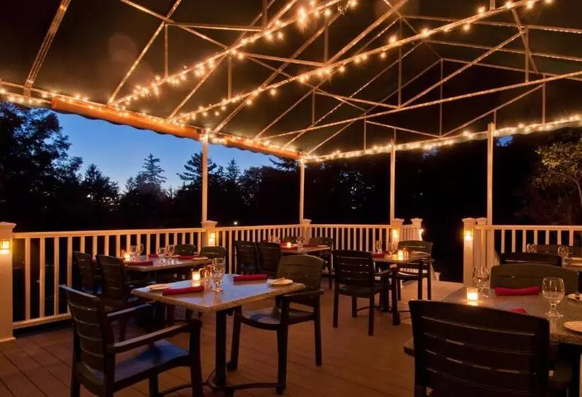 호텔 Swift House Inn