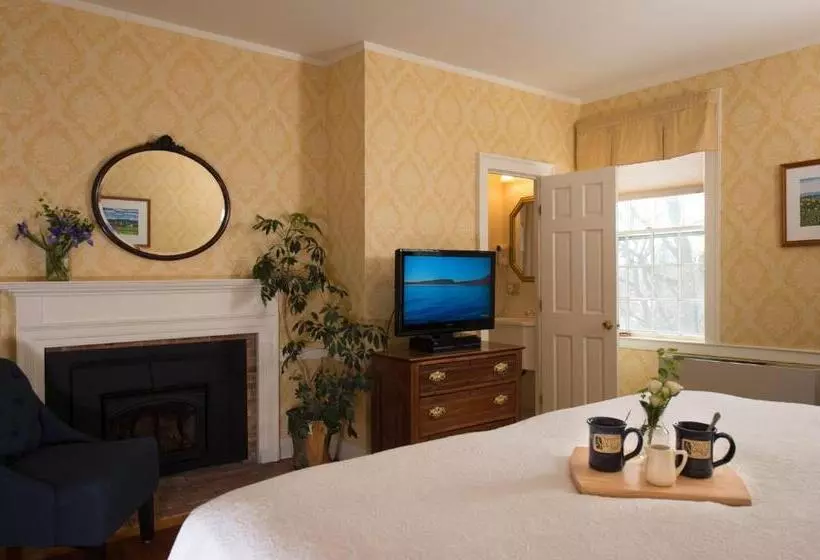 호텔 Swift House Inn