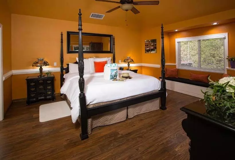 בית מלון כפרי Sycamore Mineral Springs